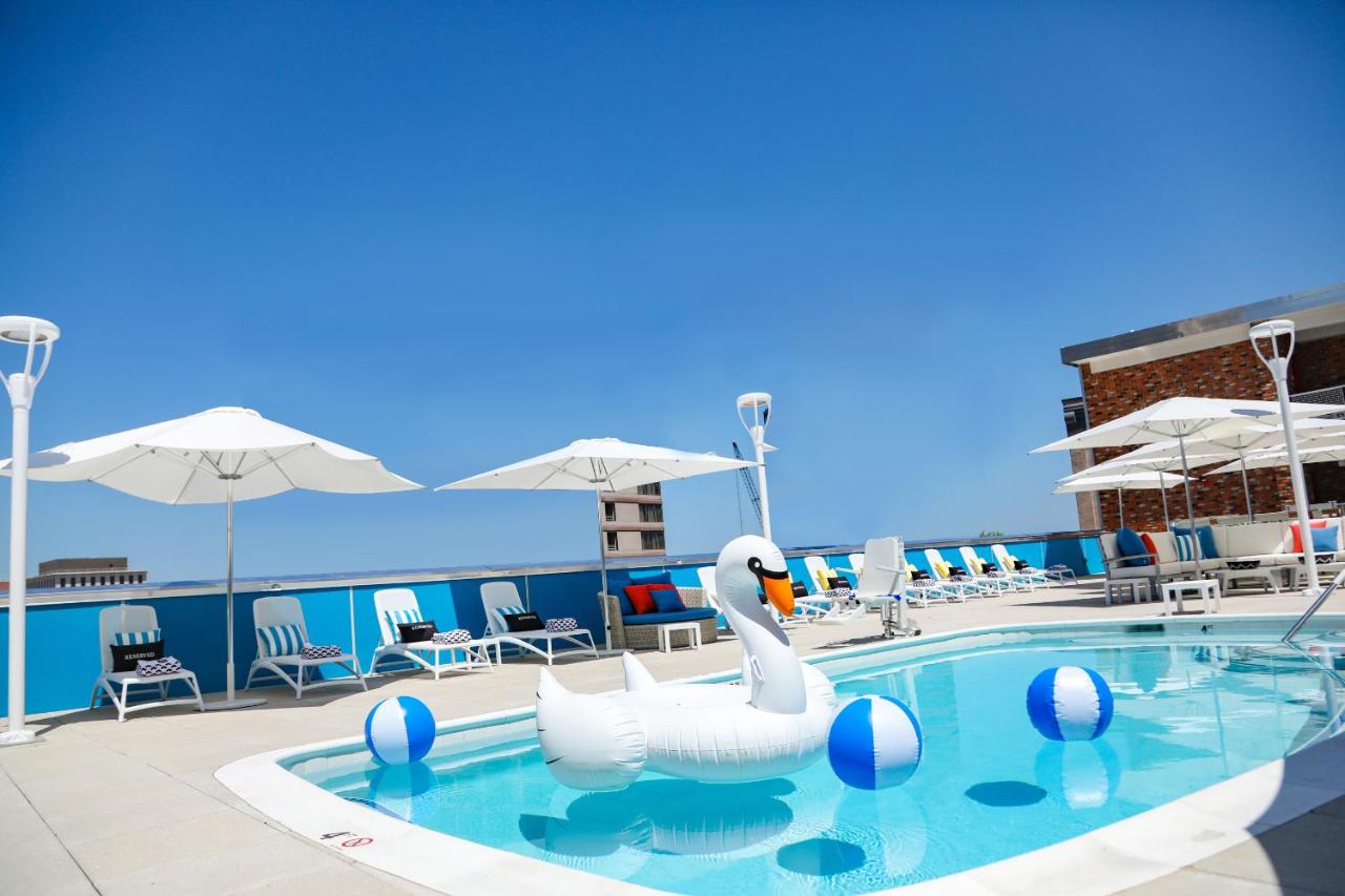 King Room with Pool View