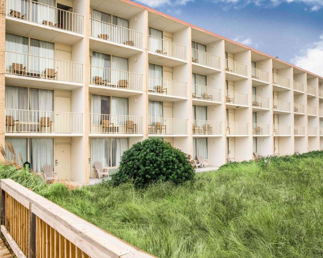 Room with Two Double Beds and Dune View - Non-Smoking