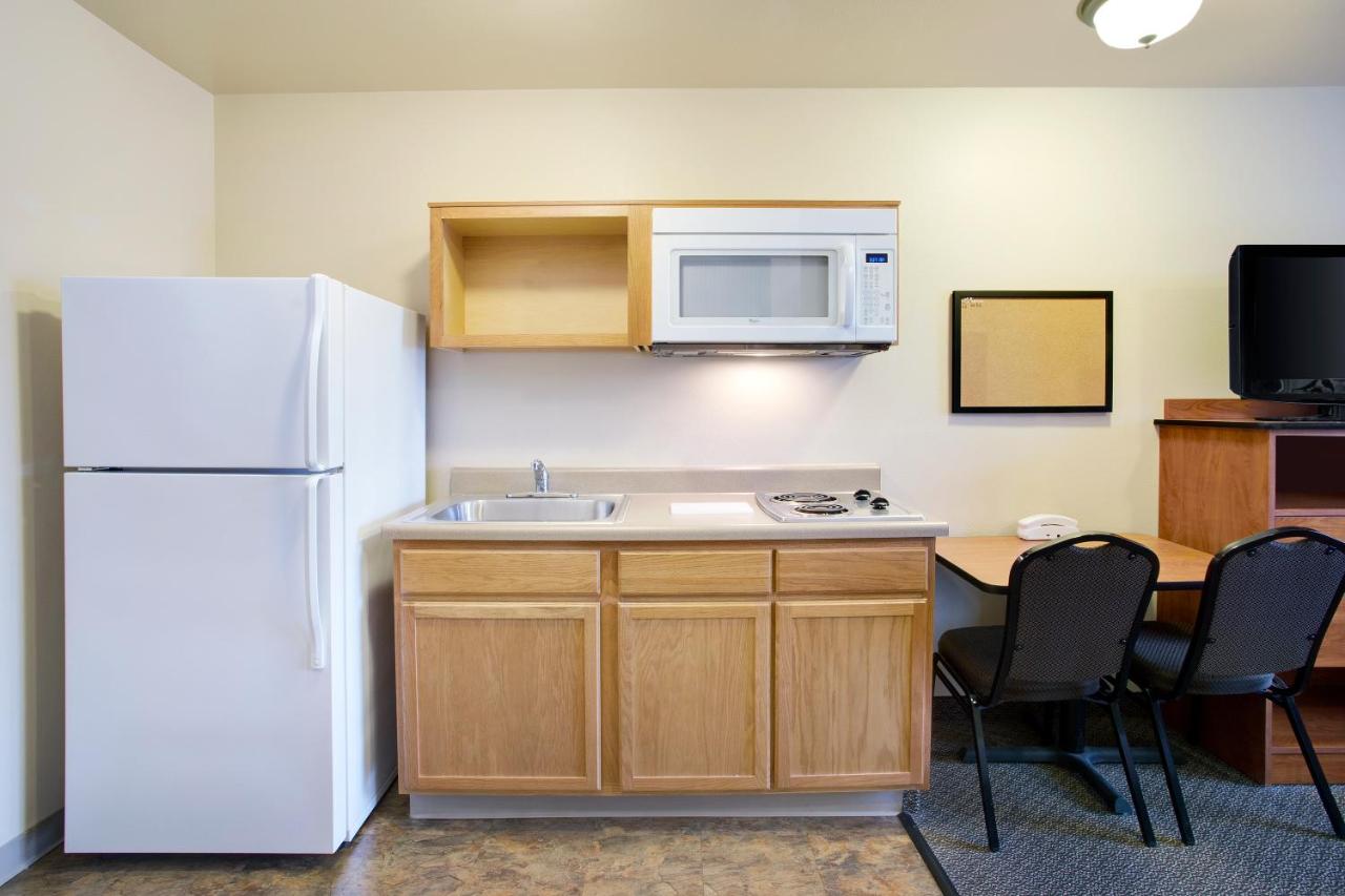 Queen Suite with Two Queen Beds - Non-Smoking